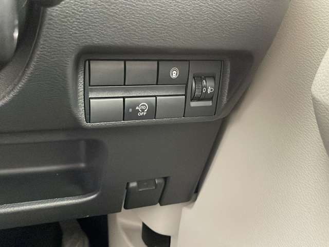 【運転席操作部】快適なドライブを楽しむための機能が装備されています！運転席から触れるので、使いやすいです！除菌プランいれていただくと、さらに清潔で安心していただけます！