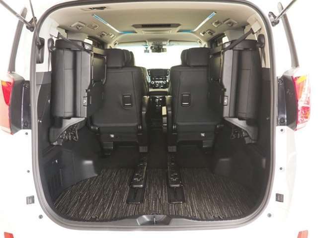 シートをたためばさらに広くお使いいただけます。