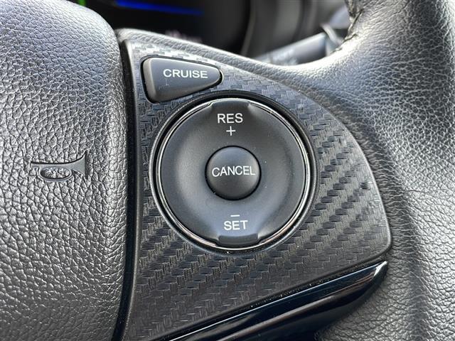 【オートクルーズコントロール】アクセルを離しても一定の速度で走ってくれるので運転負担軽減につながります♪