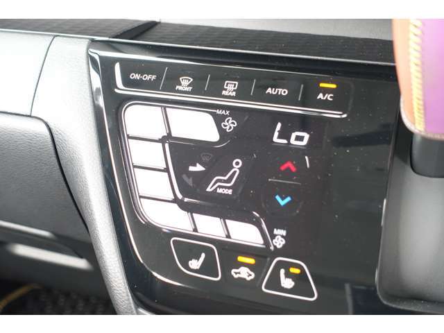 スマホ感覚で操作できるタッチパネルオートエアコン