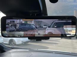 【バックミラー】『バックミラー周辺』の画像になります。写真の内容に関してご不明点、ご質問等がございましたらお気軽にガリバー店舗までお問い合わせください。