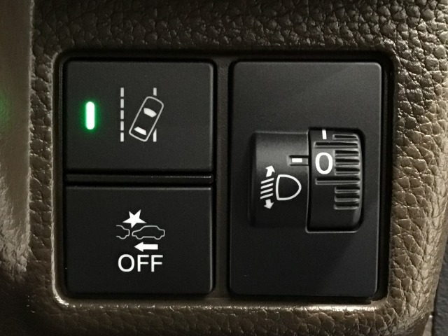 ホンダが推し進める総合先進安全装備のセンシング搭載！　衝突や斜線はみだしなどの危険が予測される時、センサーが警告。ヒューマンエラーを高度先進技術が補完してくれます。