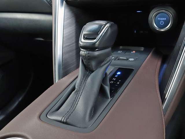 カーセブンは自動車買取サービス顧客満足度にて「最優秀賞」を受賞いたしました！下取り車も安心してご売却ください！