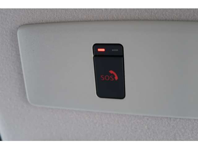 緊急時に専用のオペレーターにつながるSOSコール