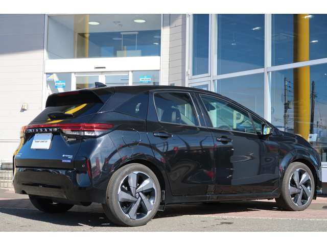 令和4年6月登録オーラ1.2G FOUR入庫しました。