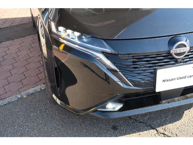 LEDヘッドランプ＆フォグランプとフロント部のソナー