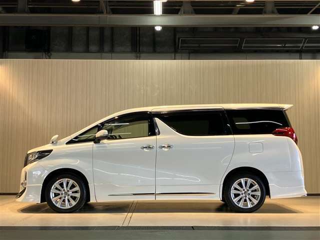 全長493cm、全幅185cm、全高189cmです！