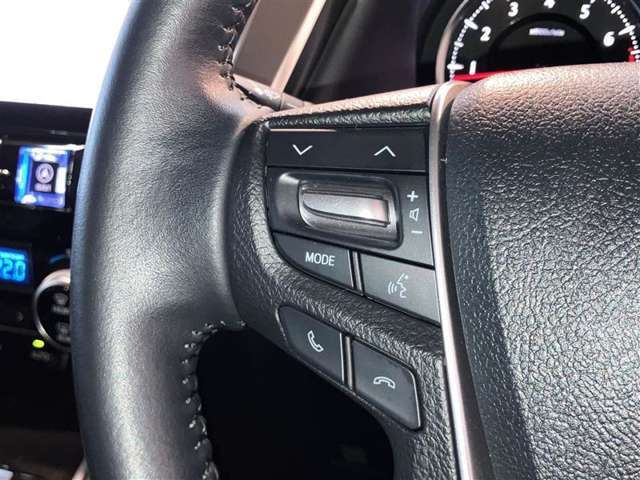 運転中のオーディオ操作はステアリングスイッチで！目線を外さないから安全性がUP♪