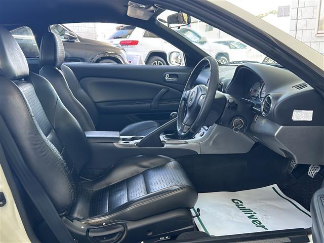 気になる車はすぐにお問い合わせください！画面右側の0066から始まる無料ダイヤルからお問い合わせ下さい！専門スタッフがお車のご質問にお答えいたします！