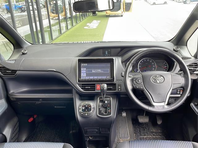 【インパネ全体】全方位で視界が広く、高い目線で運転もしやすいです！◆乗って触って体感してみてください！！当社車両は試乗可能です！お気軽にスタッフまでご相談ください！