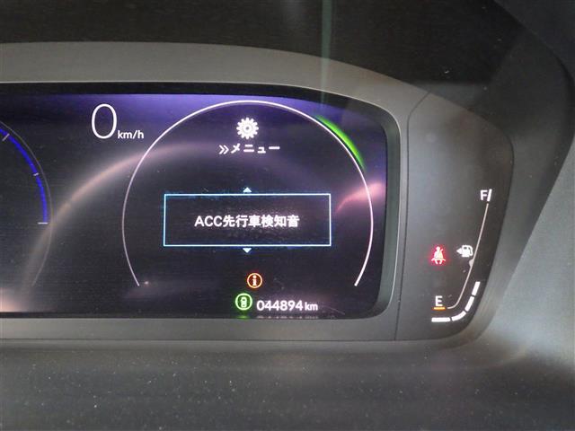 【スピードメーター】メーターがシンプルで見やすく運転しやすいですね！