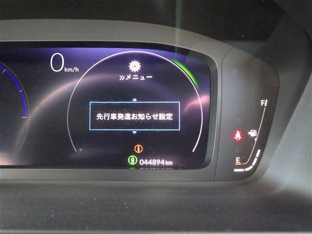 【スピードメーター】メーターがシンプルで見やすく運転しやすいですね！