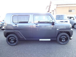 「当社のこだわり」全車保証付き（ゴールド・プラチナプラン）当社の工場は国の認定をもらった指定工場です。メンテナンスは安心の整備をお約束致します。当社の最長保証は2年間（プラチナプラン）です！