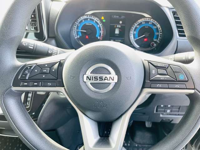 女性の方や初心者の方にも分かりやすくお車のご説明を致します