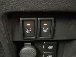 【運転席操作部】『運転席周辺の装備』の画像になります。快適なドライブを楽しむための機能が装備されています！運転席から触れるので使いやすいです！