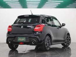 6MT　ディスプレイオーディオ　カープレイ　USB入力　Bluetooth　シートヒーター　オートエアコン　クルコン　スマートキー　衝突被害軽減ブレーキ　レーンアシスト　新品クラッチ交換済み