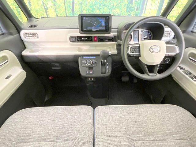 グループ総在庫数約30，000台！！全国の系列店からメーカー・車種問わずご紹介出来るので、あなたにピッタリのお車が見つかるはずです♪まずはお問い合わせ下さい☆