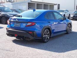 SUBARU認定U-Car、SUBARU認定U-Car　Premiamには2年間、Value Choiceには1年間の走行距離無制限「SUBARUあんしん保証」が付きます。延長メニュー「SUBARUあんしん保証ロング」もご用意しております。