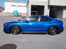 走行主要部品や電装品、純正オプションパーツまで保証対象とし万一の故障の際は、全国のスバルディーラーで無料修理が受けられるので旅行中や遠方の方でも安心です。