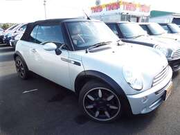 特別塗装色ホワイトシルバーカラー