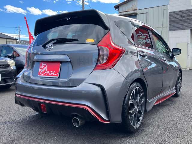 電車でご来店の場合、最寄り駅は埼玉高速鉄道埼玉スタジアム線の新井宿駅です。徒歩5分くらいではありますがご連絡いただければ駅までお迎えにあがります。詳しくはスタッフまで⇒0120-87-5335