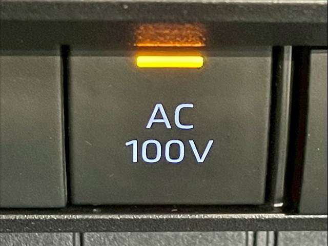 メーカーOPの【AC100V電源】を装備。携帯やノートパソコンの充電など家庭用電化製品を車の中で思う存分お楽しみいただけます。
