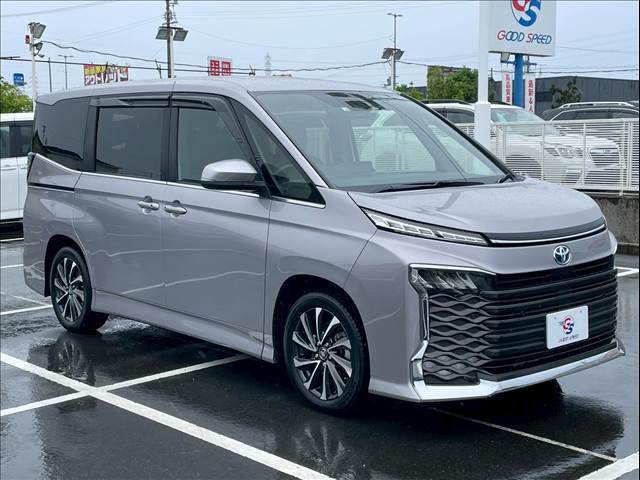 お問い合わせは053-445-4092まで。専門店だからこその知識・経験豊富な、熟練したスタッフ達が、お客様に適した一台をご案内致します。