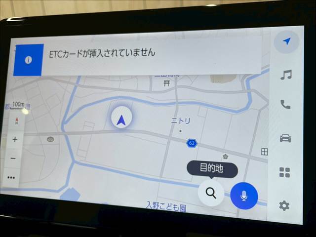 純正10型ナビを装備！！