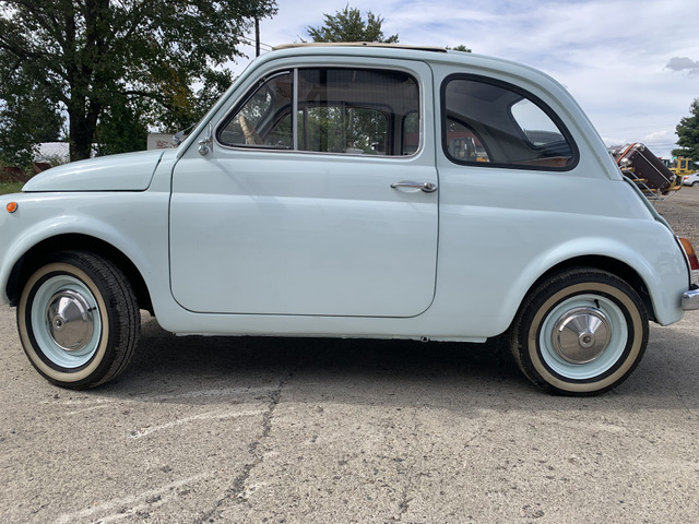【塗装済み】マルティーニ仕様　フィアットボディ フィアット 500(チンクエチェント) (ベース) 車検令和7年5月 全