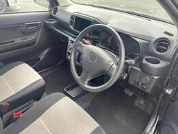 「この車の写真をもっと見たい」「状態が気になる」「この装備はついている？」どんな小さな疑問でもお気軽にお問い合わせください！