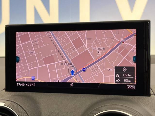 ●純正ナビ:一体感のあるナビは、高級感ある車内を演出してくれます。Bluetooth再生などオーディオ機能も充実しておりますので、運転もより楽しめます♪