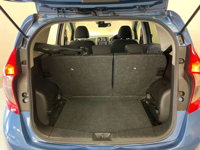 広々とした空間で、手軽にお荷物を出し入れ可能です！！