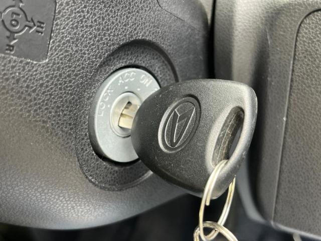 国産車から輸入車まで多様なお客様のニーズのお応えできるように、全国規模で豊富な在庫展開！車のことならWECARSへ！