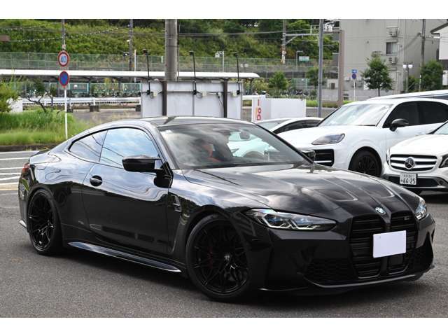 【安心のご納車前整備】各種テスター完備。細部まで徹底的に拘り、自社基準に基づき、不具合の無い状態まで点検整備を行った後、ご納車させて頂きます。