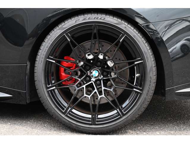 【全車両ユーザー様買取車】当社の在庫車は全てユーザー様買取車でございます。車両状態のみならず、車歴やどのような乗り方をされていたのか等、細かな情報まで把握した上で在庫しておりますのでご安心下さい。