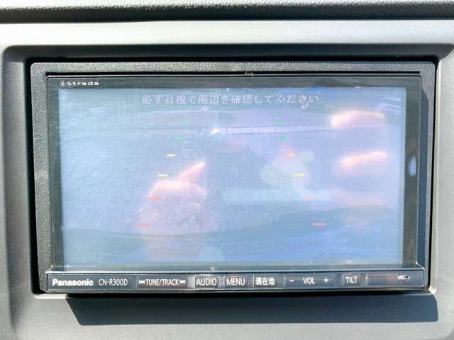 【バックカメラ】後方確認や車庫入れも安全・快適ですね♪