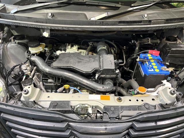 親切・丁寧な専門メカニックスタッフが応対！・車検・点検整備・事故等の修理などアフターサービスも安心。お車のカスタマイズもネクステージのサービススタッフまでご相談ください！