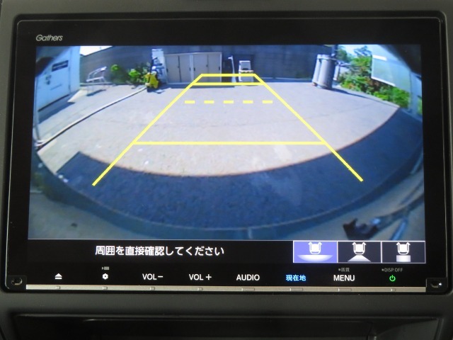 ◆◆バックカメラの画像です。車庫入れの安心感がアップしますね☆