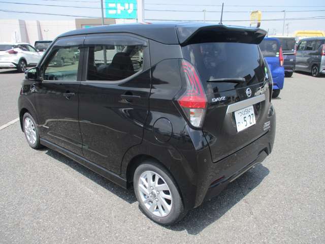 全国の日産ディーラーにて保証対応が可能です。お近くのお客様はもちろん遠方のお客様もご安心ください。