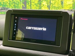 【ディスプレイオーディオ】視認性が高いディスプレイオーディオを装備♪操作性も良好で直感的なソース選択が可能です。