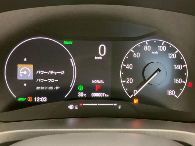 ナビ、ドラレコ、ETC、フリップダウンモニター、デジタルインナーミラーetc…後付け可能です！オプションも豊富に取り揃えておりますのでご安心ください！