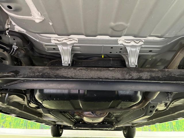 下回りがきれいなうちに、防錆加工の施工がオススメ。降雪地域はもちろん、沿岸部にお住いの方や、趣味でマリン・ウィンタースポーツをされる方にご好評いただいております。