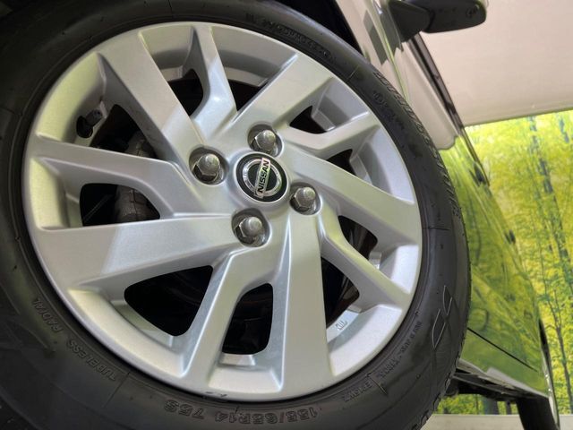 【純正14インチアルミホイール】外観にマッチした純正アルミホイールを装着しております。各種社外アルミホイールや、スタッドレスタイヤも取扱いしております。是非ご相談ください♪