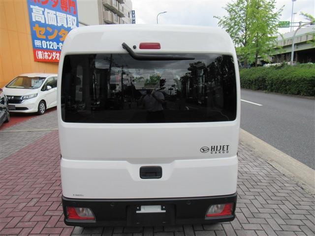 室内展示用完備♪雨の日でもゆっくりご覧頂けますよ♪ホンダオートディーラーホンダ専門店♪TEL06-6744-2222☆