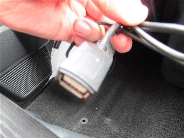 USB付きです☆☆ホンダオートディーラーホンダ専門店♪TEL06-6744-2222☆