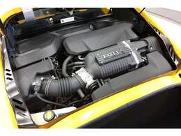 V6スーパーチャージャー搭載！パワーとレスポンスに優れたユニットで、走りも快感。整備記録もH29・H30・R1・R3・R5年と残っており、メンテナンス履歴がしっかりしています。