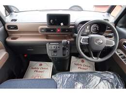 在庫車は店舗を移動している場合がございますので、御来店前に在庫の確認をして頂きます事をお勧めいたしております。