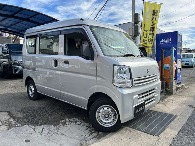 平成29年式・走行距離5.0万キロ・事業登録可・ハイルーフ・パワステ・マニュアルエアコン・クーラー・運転席エアバック・助手席エアバック・ABS・純正ラジオ・AM・FM・ETC車載器・5AGS車・1カ月無償保証