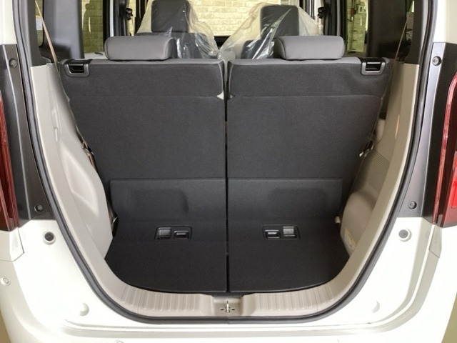 普段の買い物の荷物、ベビーカーなど積み込み可能です。