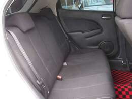 後席もしっかり座れる♪